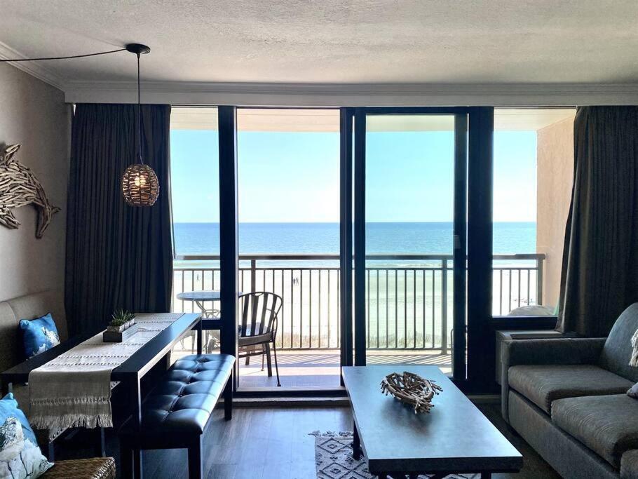 Apartment *oceanfront Retreat*king Bed *great Pools, Hot Tubs+++*o41