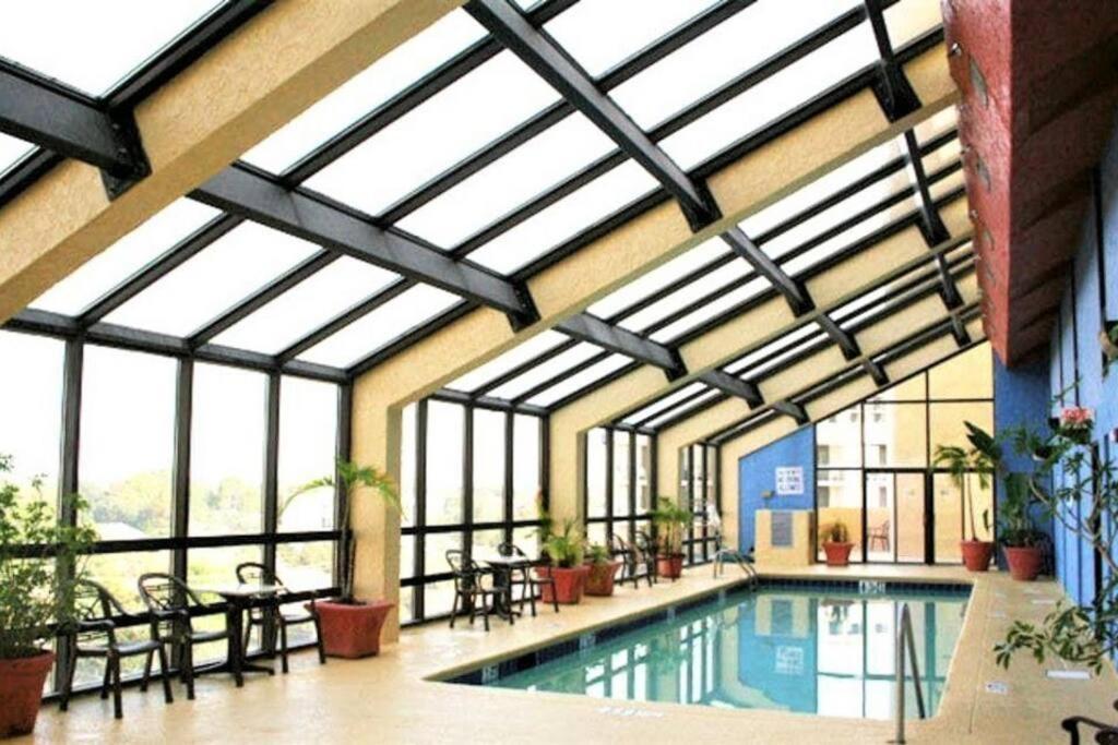 *oceanfront Retreat*king Bed *great Pools, Hot Tubs+++*o41 Apartment