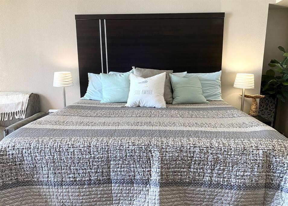 *oceanfront Retreat*king Bed *great Pools, Hot Tubs+++*o41 *